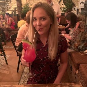 Meet your Posher, Lauren